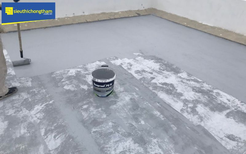 Tuân thủ quy trình chống thấm mái nhà theo hướng dẫn của nhà sản xuất