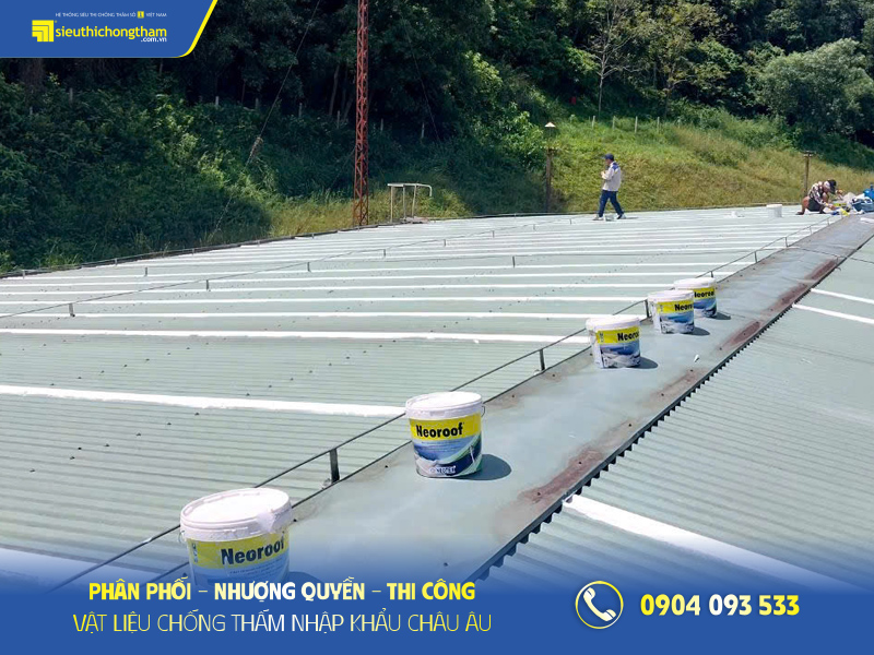 Mái nhà bị dột - cách chống thấm dột mái nhà Xử lý mái tôn bị dột