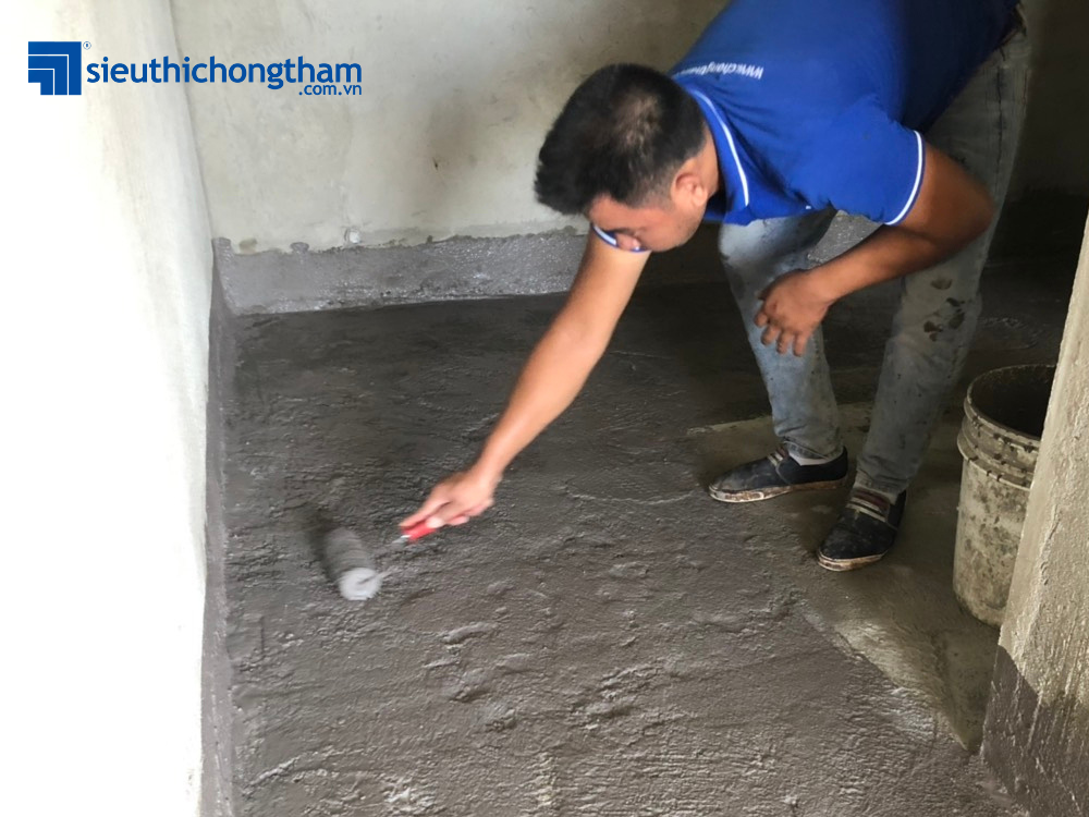 Chống thấm là một khâu quan trọng và bắt buộc trong thi công sàn nhà vệ sinh giúp công trình bền đẹp