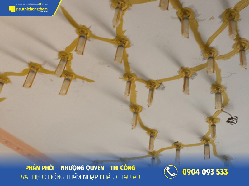 Xử lý trần nhà bị nứt