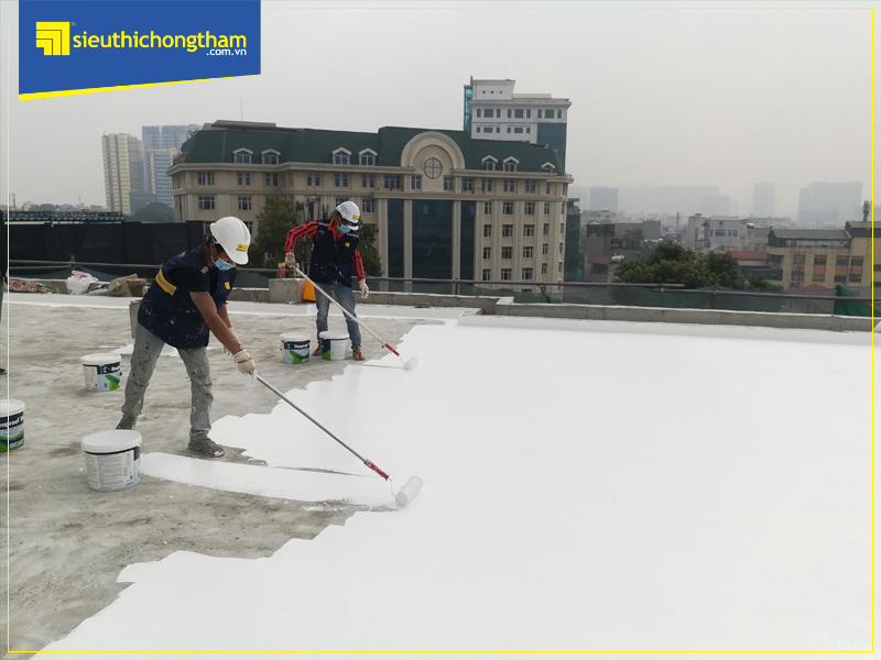 Chống thấm là yếu tố then chốt trong xây dựng, đóng vai trò như một lá chắn bảo vệ khỏi sự xâm nhập của nước