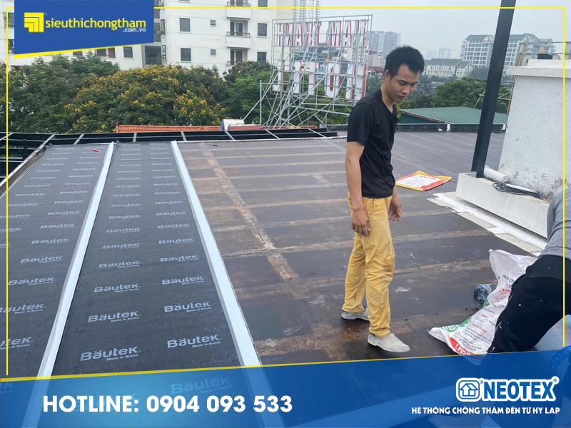 Giải pháp chống thấm sàn mái bê tông chưng áp Dán màng tự dính Bautek chống thấm sàn mái bê tông chưng áp