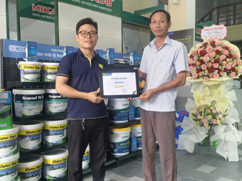 Siêu Thị Chống Thấm Thái Tuyết Chính Thức Gia Nhập Hệ Thống Trao giấy chứng nhận Đại lý ủy quyền