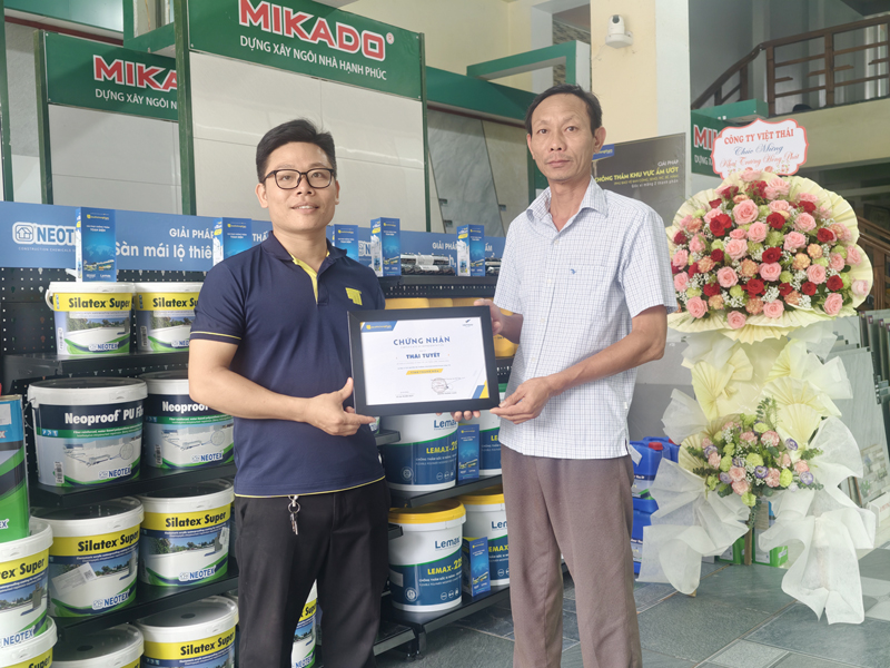 Màng chống thấm tự dính Lemax là gì? Thi công ra sao để hiệu quả Thai Tuyet Bia 2