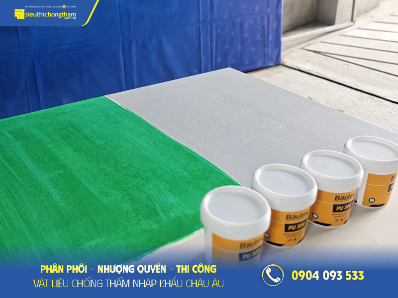 Bautek PU300 với hai màu ghi và xanh